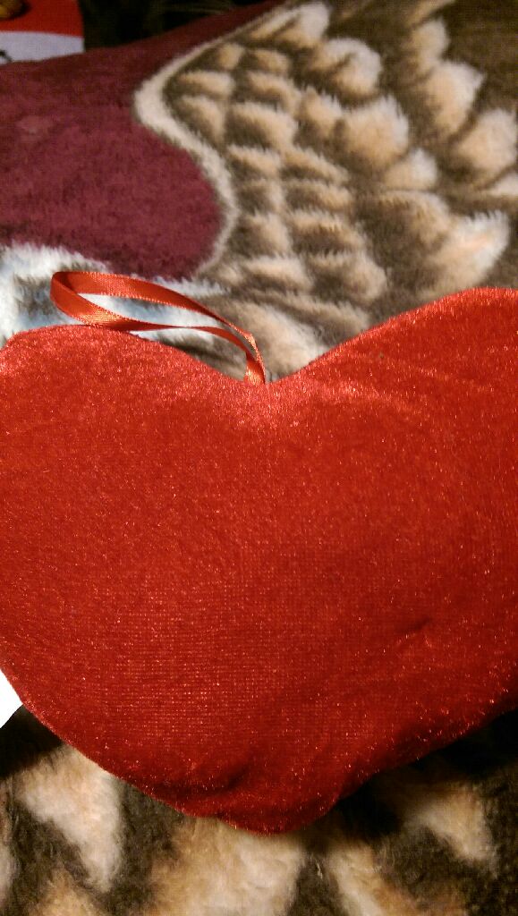 XO XO Heart red pillow  (Valentine’s Day) ornament collectible - Main Image 2