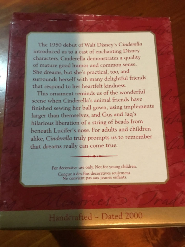 Dressing Cinderella - Disney Cinderella (Disney Cinderella) ornament collectible [Barcode 015012566406] - Main Image 2