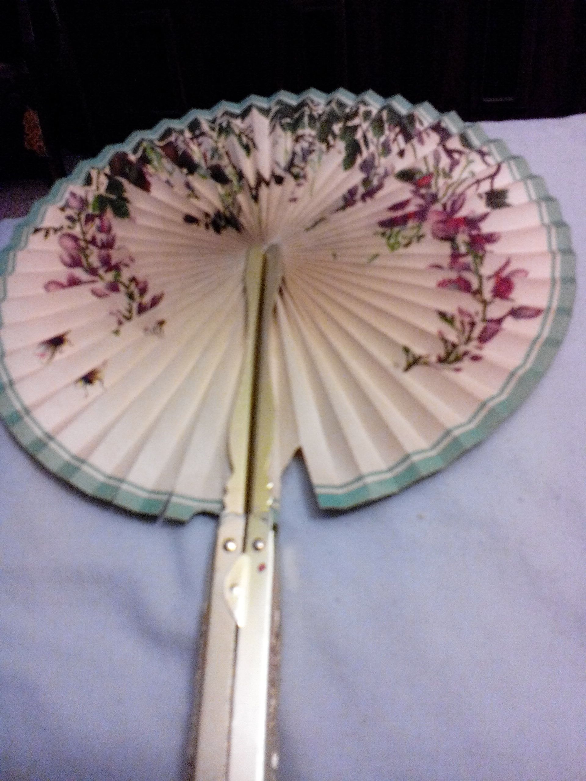 Folding Fan  (Fans) ornament collectible - Main Image 2