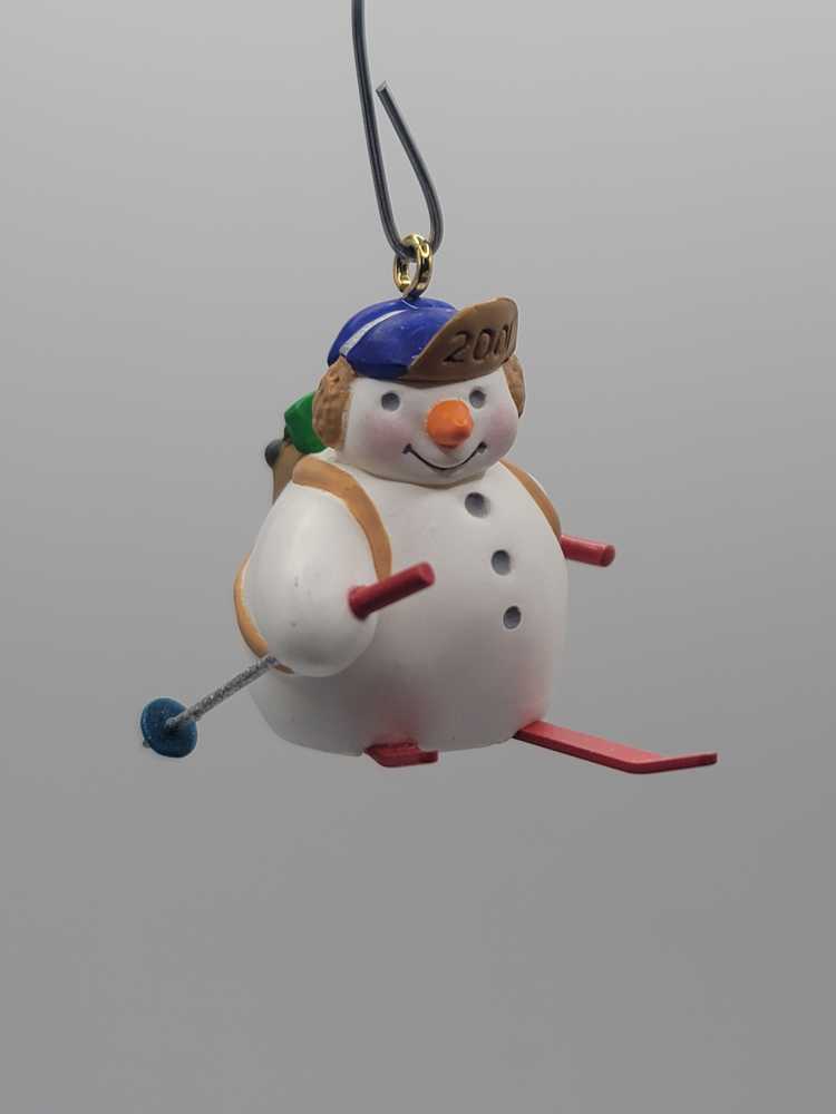 Holiday Flurries #3 - Holiday Flurries (Collectible Series - Miniature) ornament collectible [Barcode 015012583878] - Main Image 3