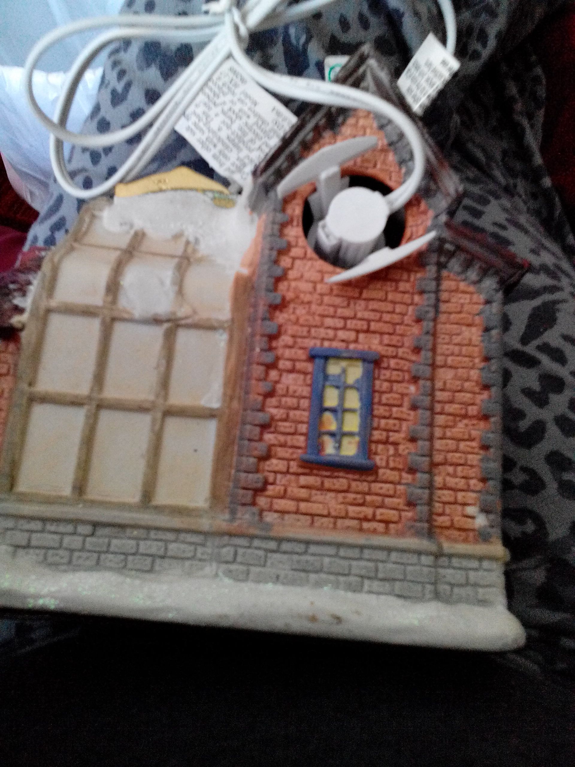 Flower Shop Christmas Decor  (Christmas Lighted Figurine) ornament collectible - Main Image 2