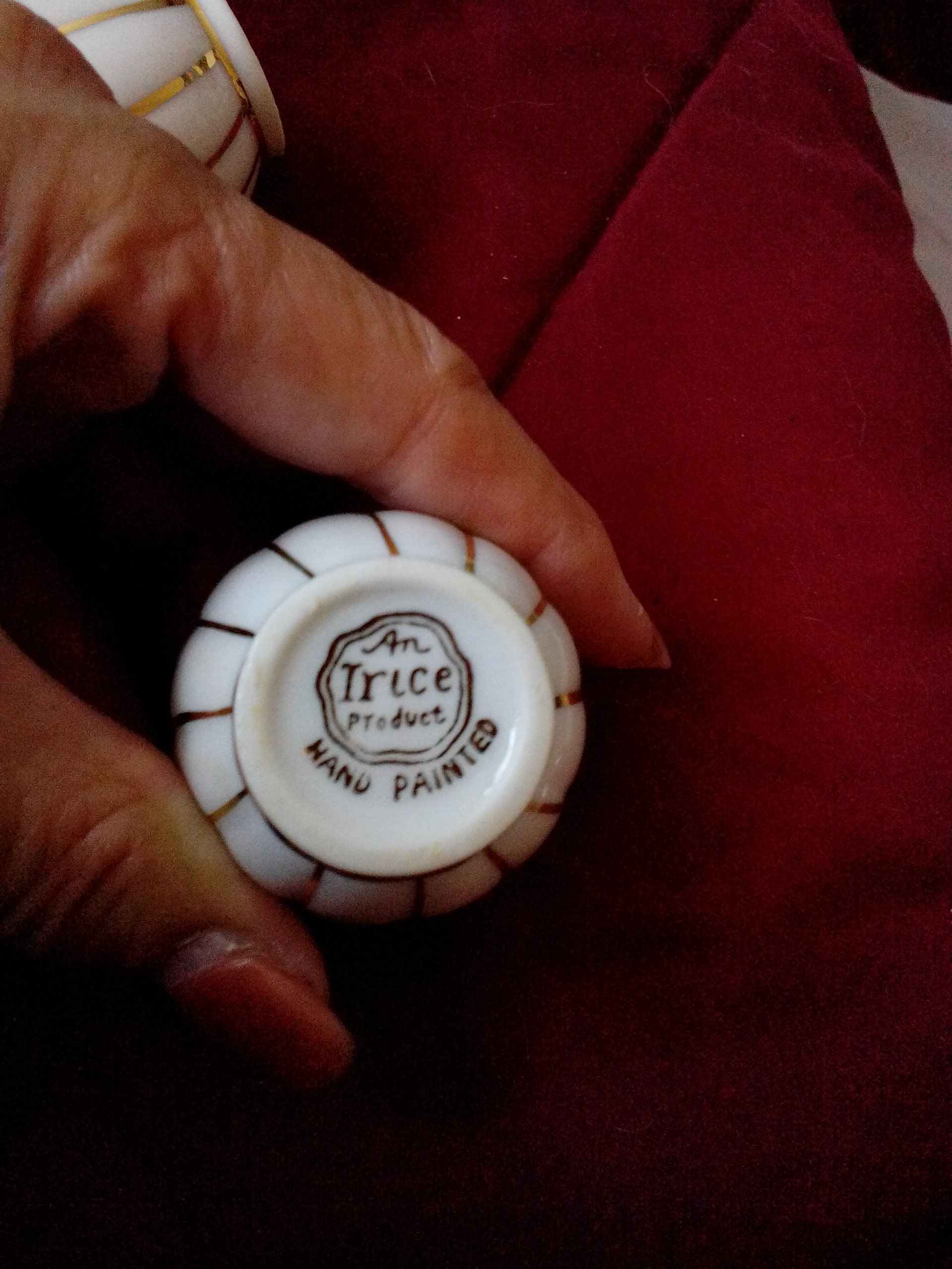 An Trice Product Salt/Pepper container  (An Trice Product) ornament collectible - Main Image 2