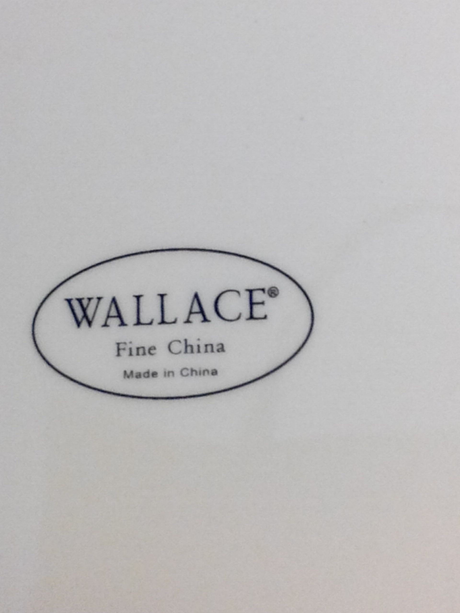 Wallace Fine China Dinner Plates (12)  (Wallace Fine China) ornament collectible - Main Image 2