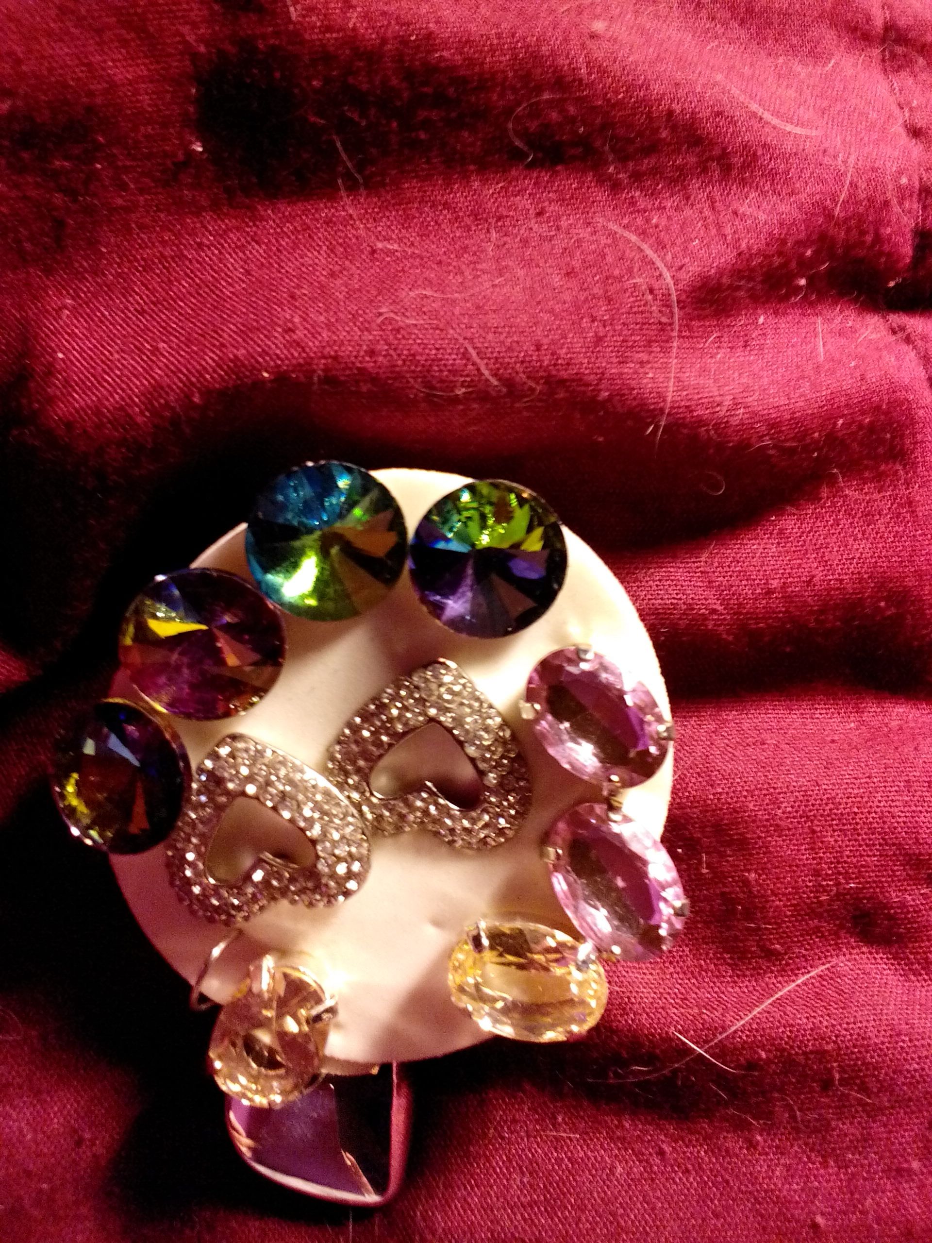 Sneeuwman met Rode Jas, Vogelhuisje en Kerstboompje