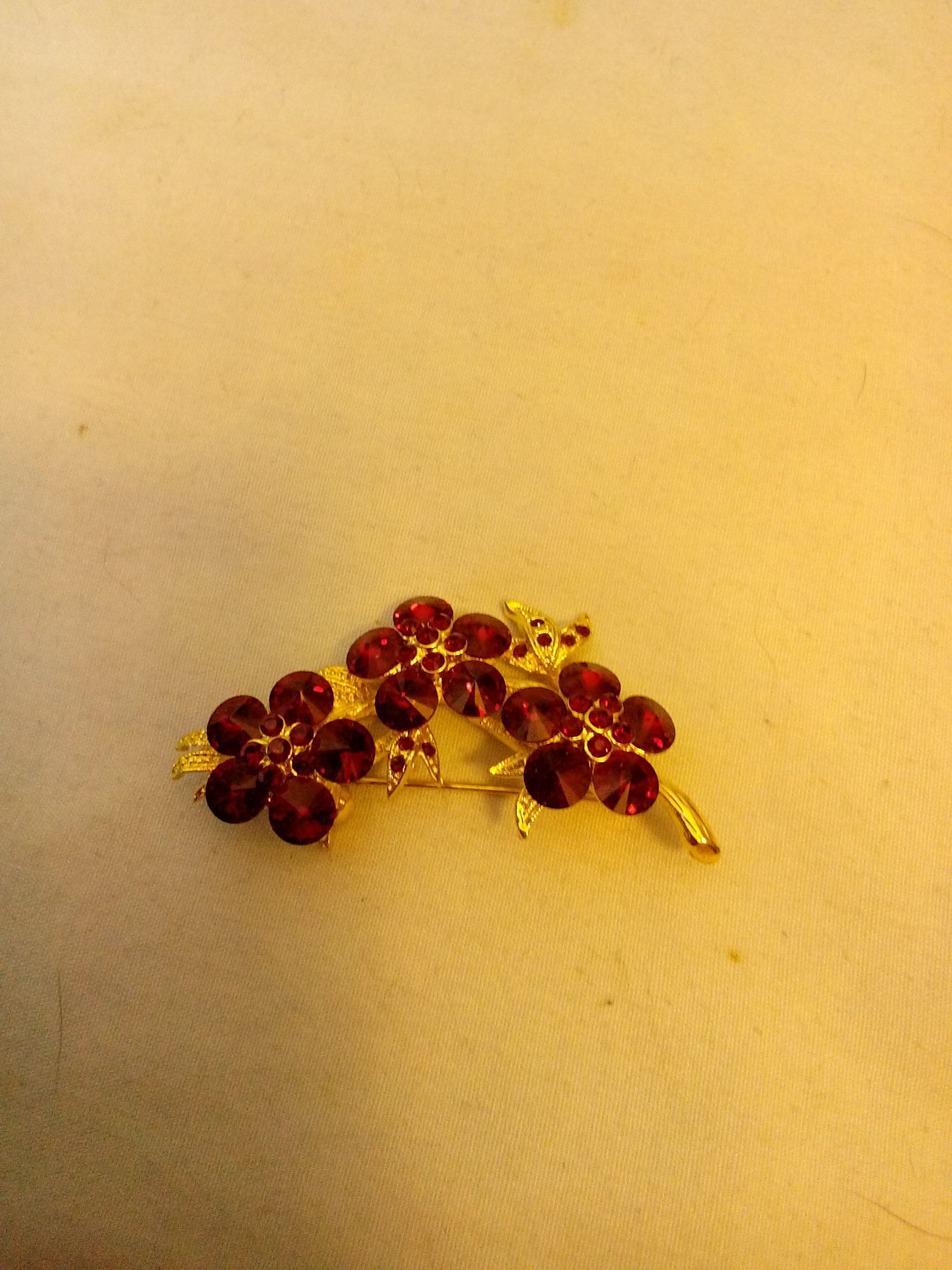 Red, Gold Flowers pin  (Moms pins) ornament collectible - Main Image 1