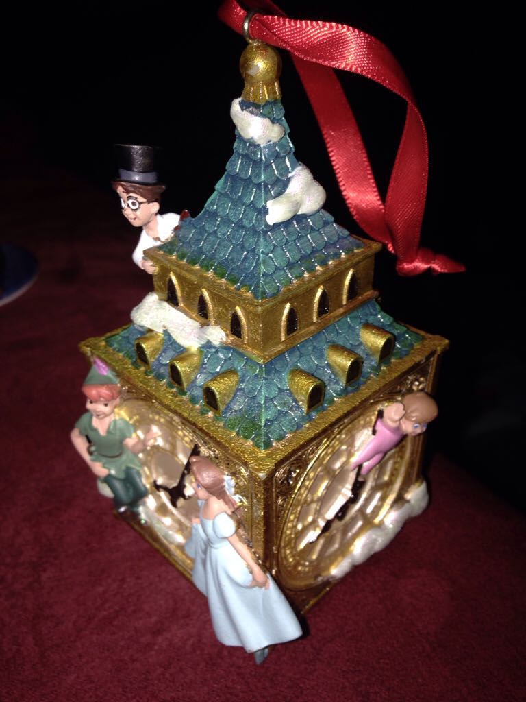 Peter Pan & the Darling Children on Big Ben - Peter Pan (Disney) ornament collectible - Main Image 2
