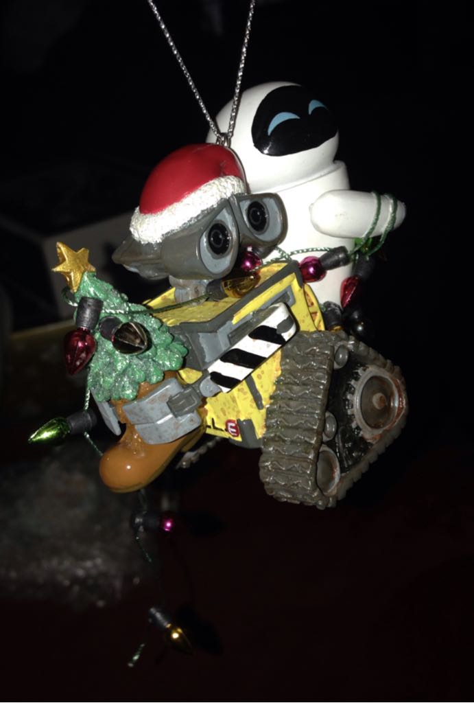 Wall-E & Eve With Christmas Tree & Lights - Limited Theme Park Edition (Disney Pixar Wall-E) ornament collectible - Main Image 2
