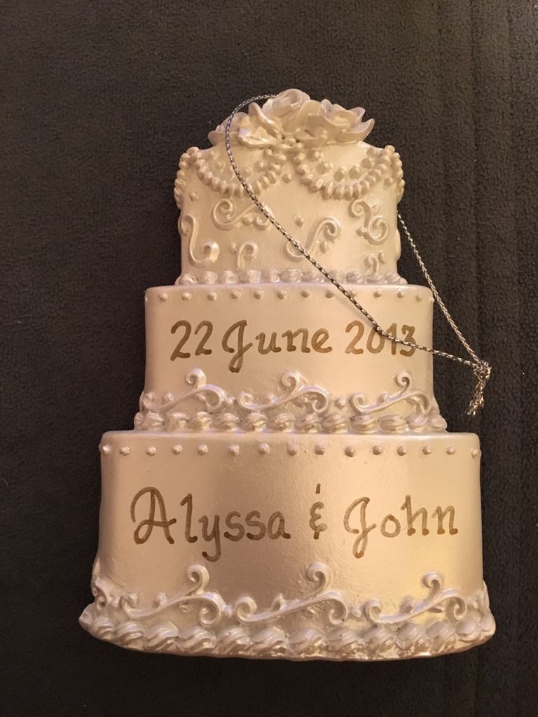 Stemmed Medium Glass