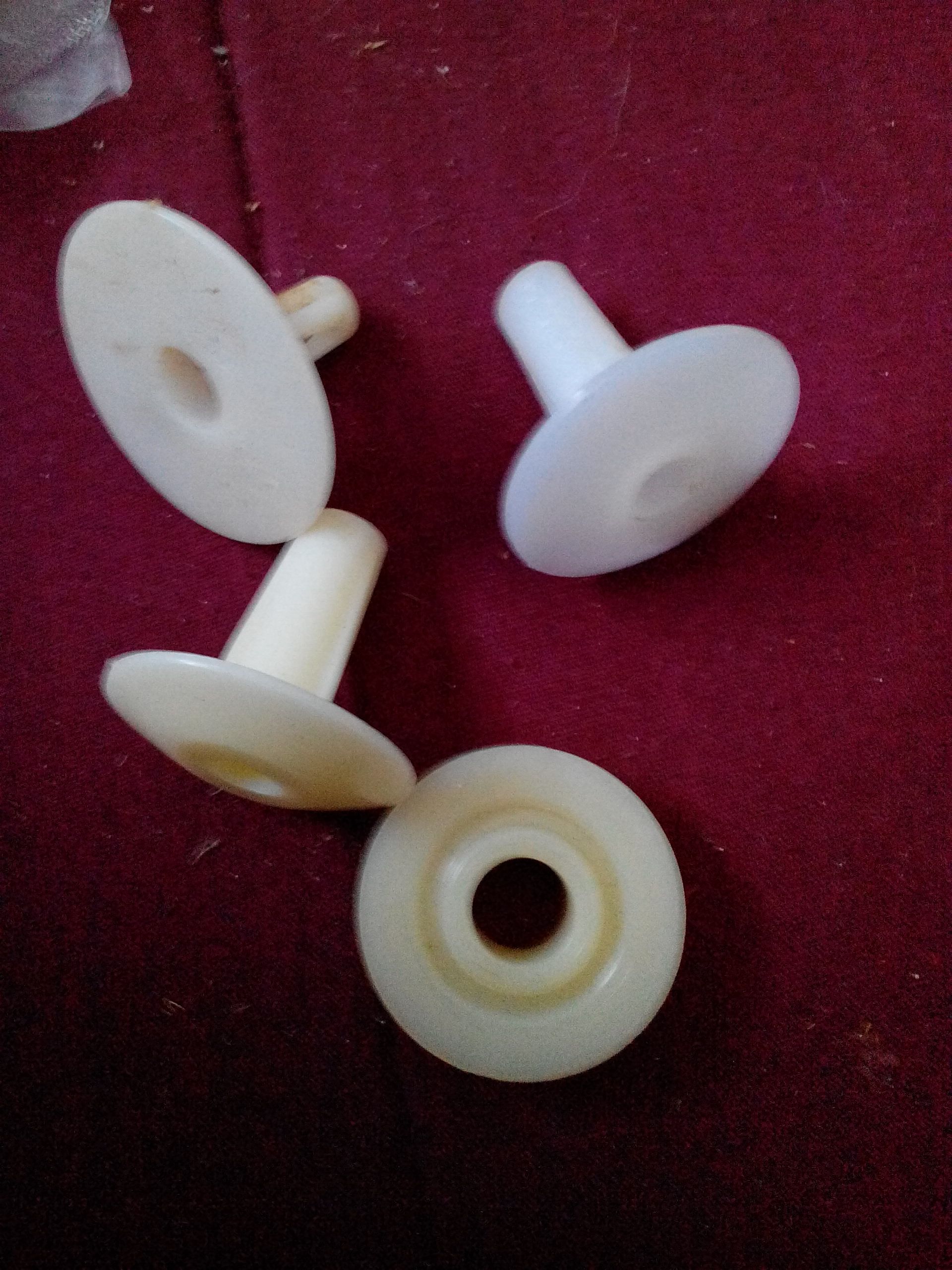 Snowball & Tuxedo #10: Snowflakes With Style!