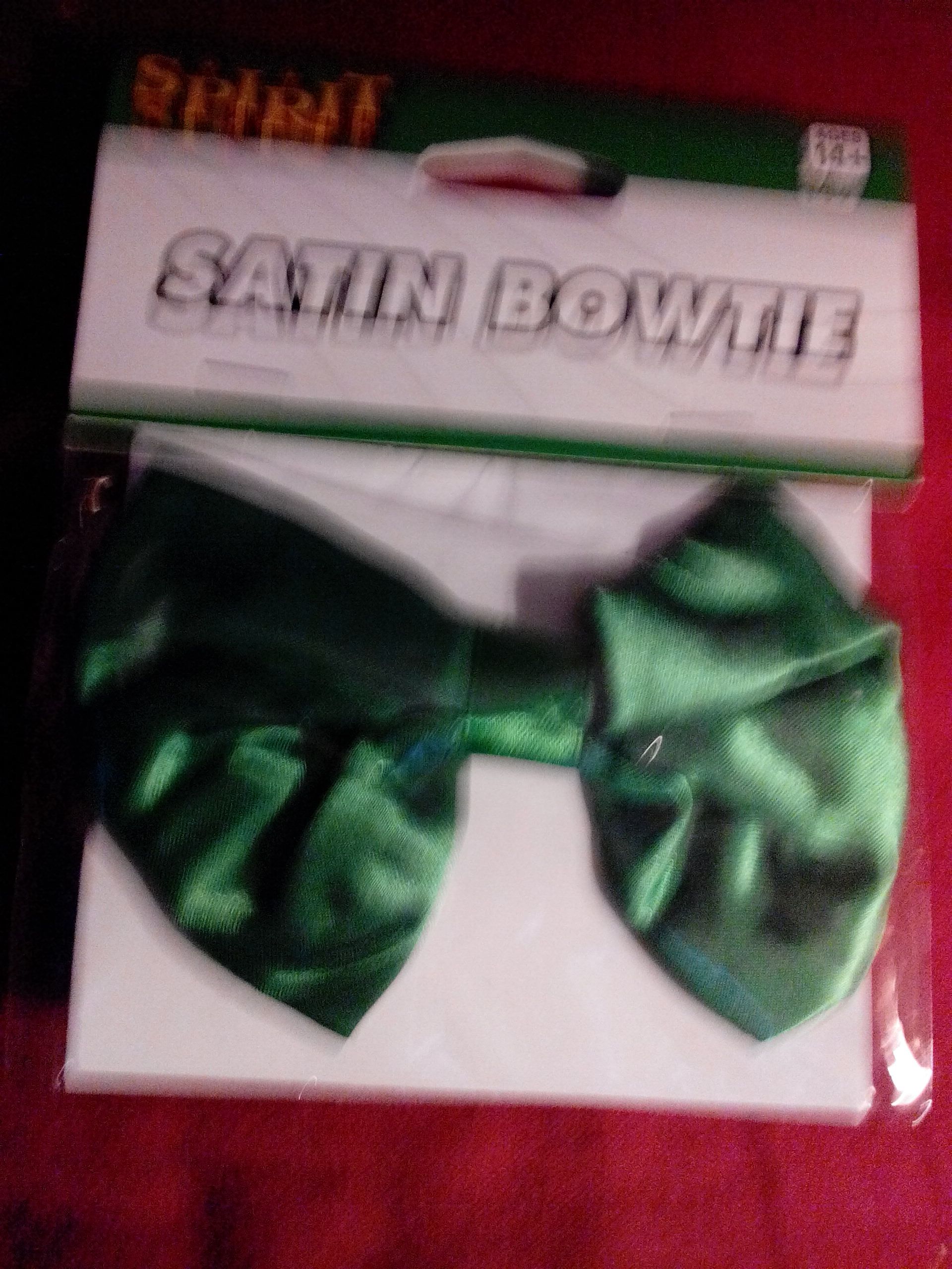 Lange Sneeuwman Met Muts En Bezem