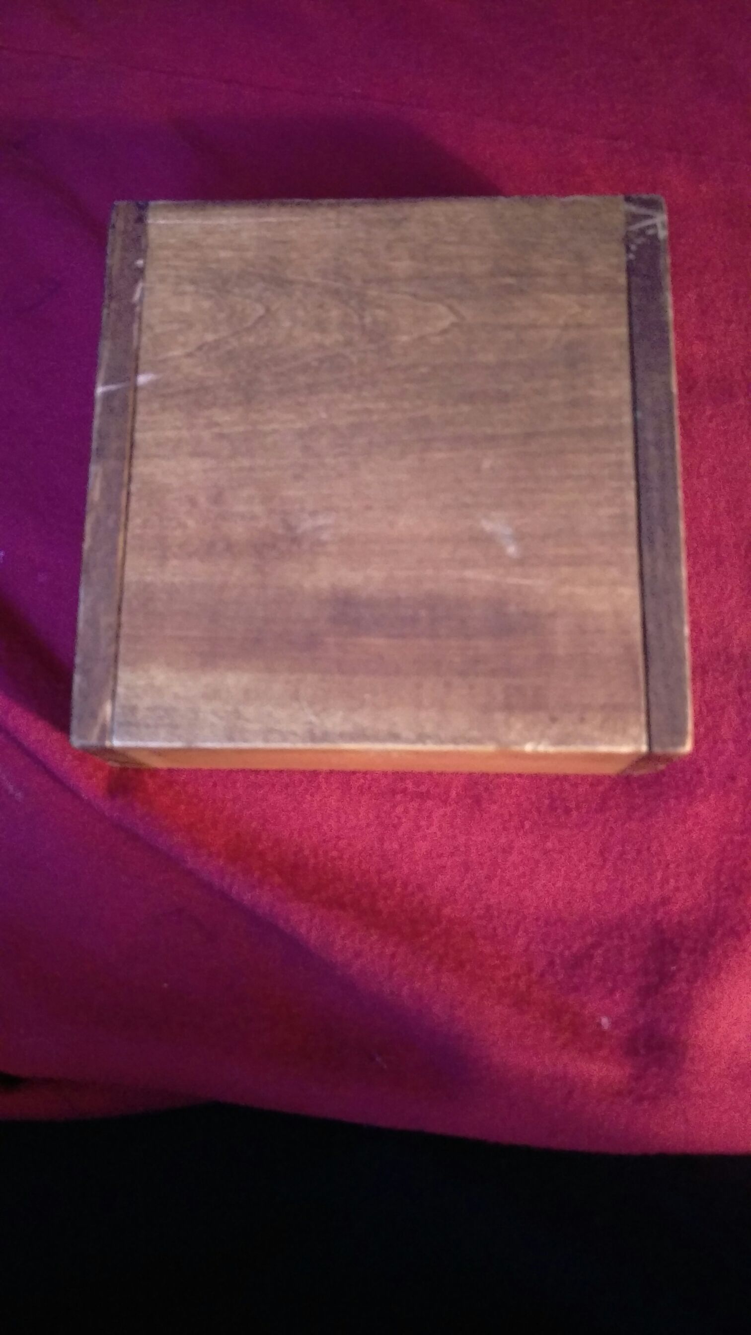 Small Flip Top Box  (Storage) ornament collectible - Main Image 2