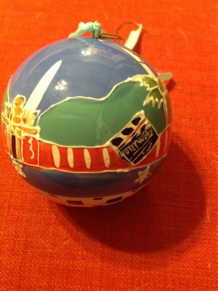 Hollywood  (US locations) ornament collectible - Main Image 2