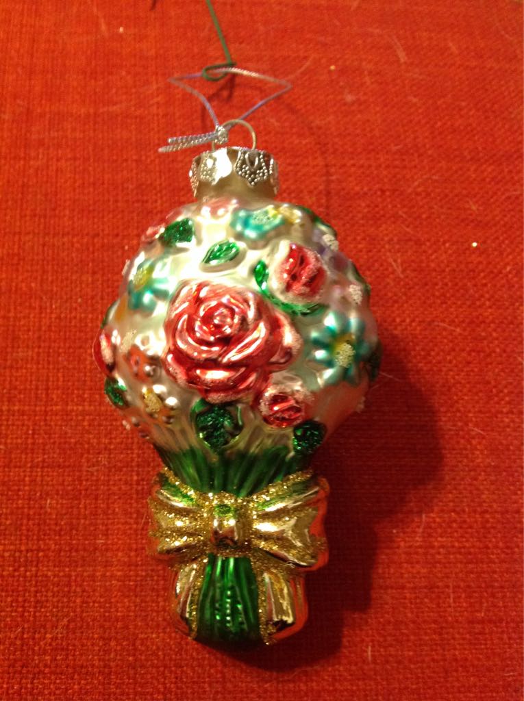 Wedding Bouquet  ornament collectible - Main Image 2