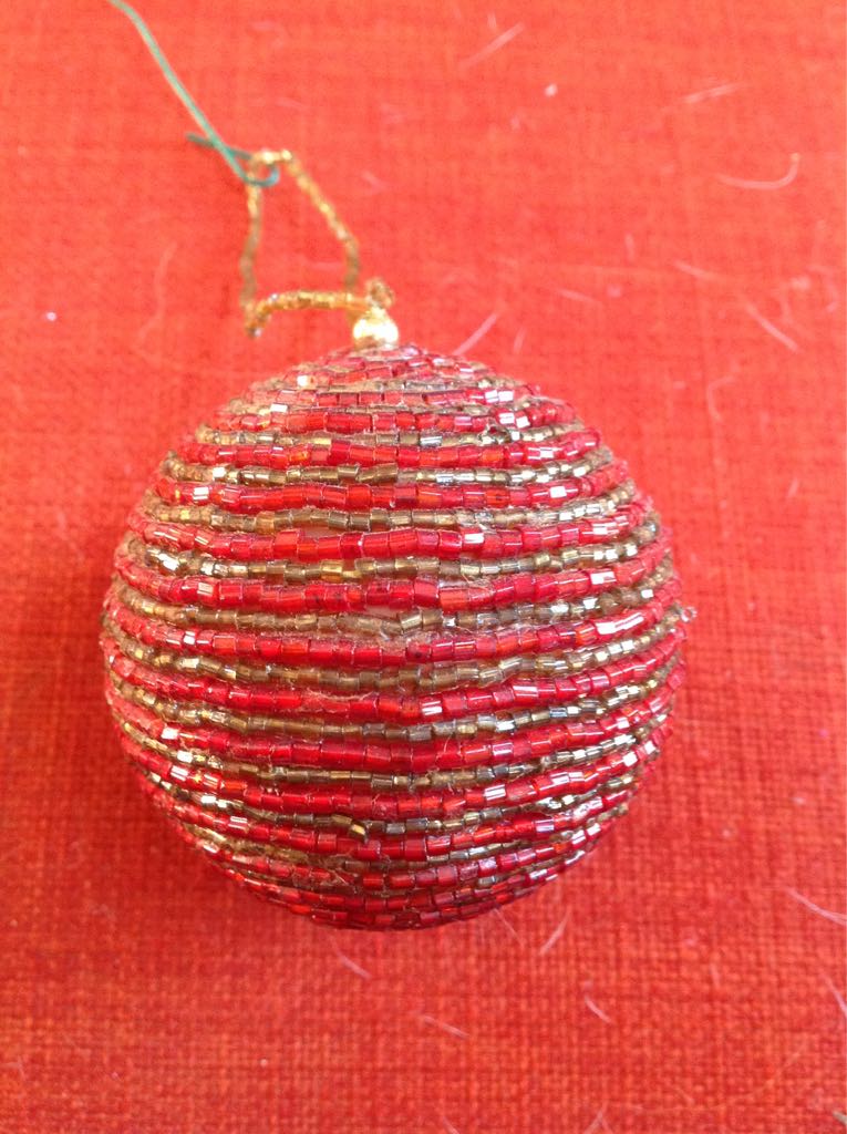 Red Bead Ball  ornament collectible - Main Image 2