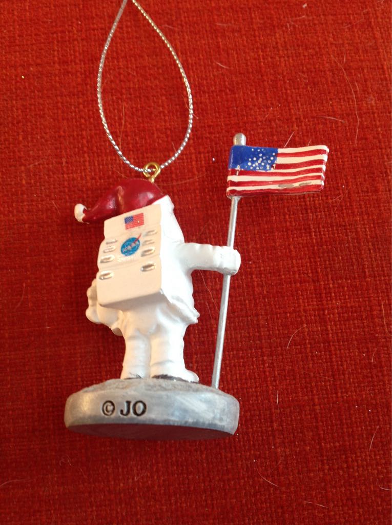 Santanaut  (US locations) ornament collectible - Main Image 2
