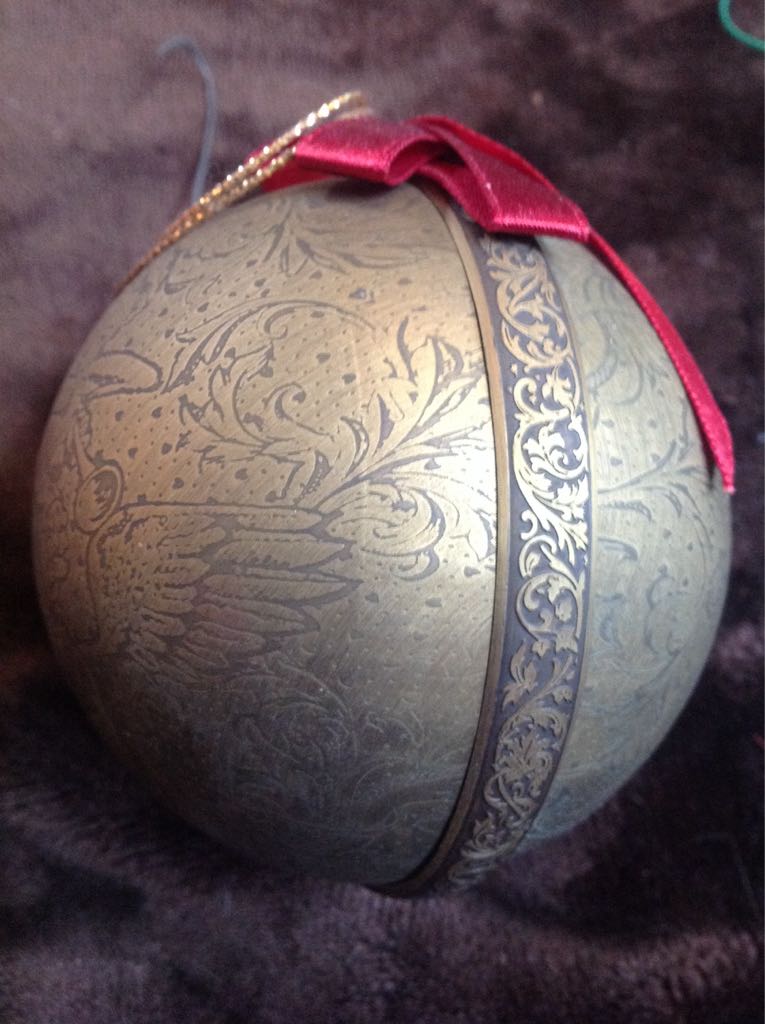 Angel Ball  ornament collectible - Main Image 2