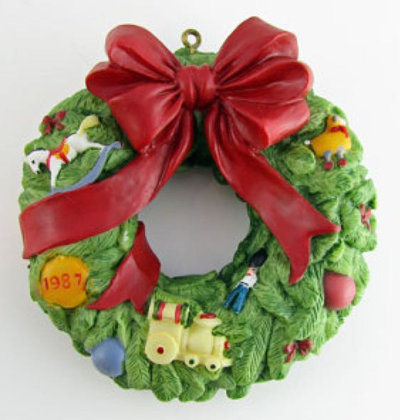 Wreath of Memories (1987) - Charter Member Gift (Wreath, Charter) ornament collectible - Main Image 2