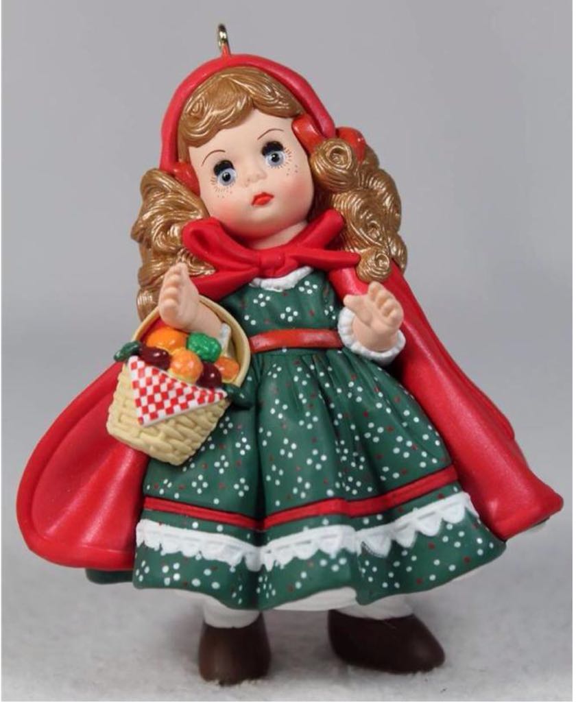 Madame Alexander - Little Red Riding Hood - 2nd ornament collectible - Main Image 2