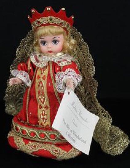 Madame Alexander - Red Queen - 4th ornament collectible - Main Image 2