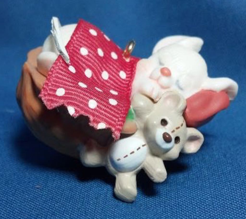 Napping Mouse - MOUSE (Mice) ornament collectible - Main Image 1