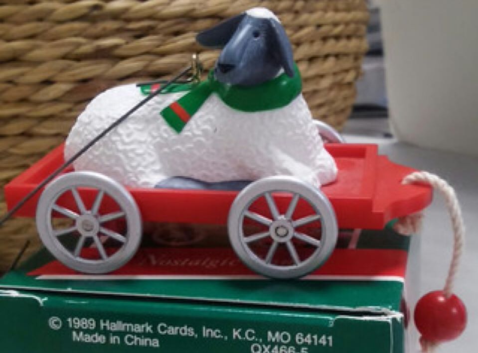 Nostalgic Lamb  ornament collectible - Main Image 2