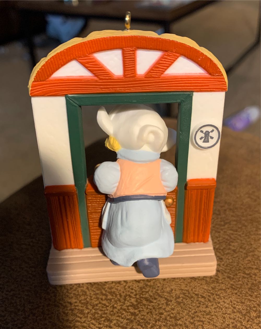 02 - Holland - Vrolyk Kerstfeest - Windows Of The World (Windows) ornament collectible - Main Image 4