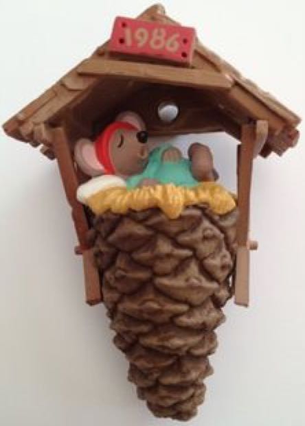 Chris Mouse  ornament collectible - Main Image 2