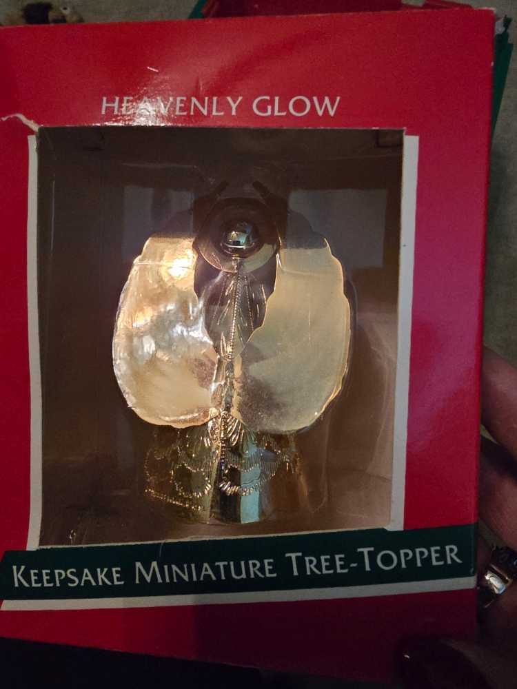 Heavenly Glow  (Miniatures) ornament collectible - Main Image 3