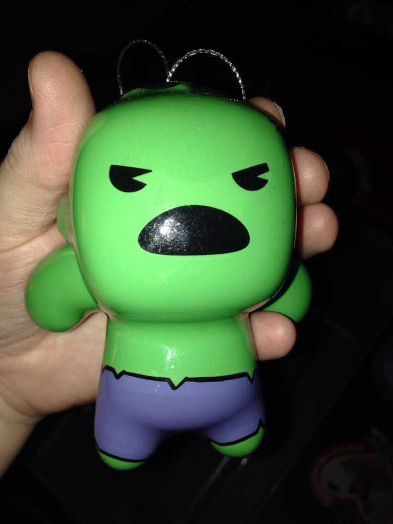Itty Bitty Hulk  ornament collectible - Main Image 1