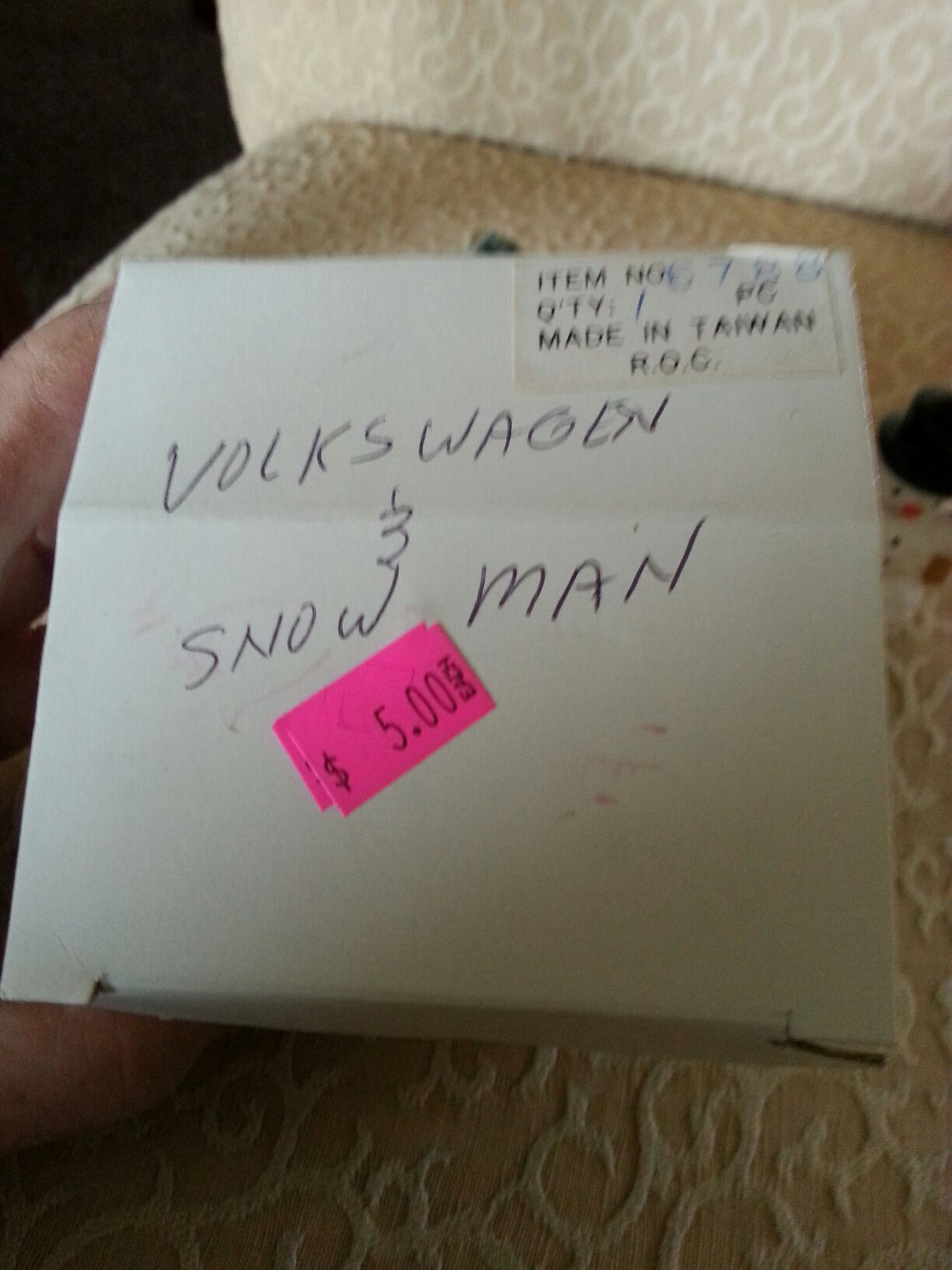 Volkswagen And Snowman  ornament collectible - Main Image 2