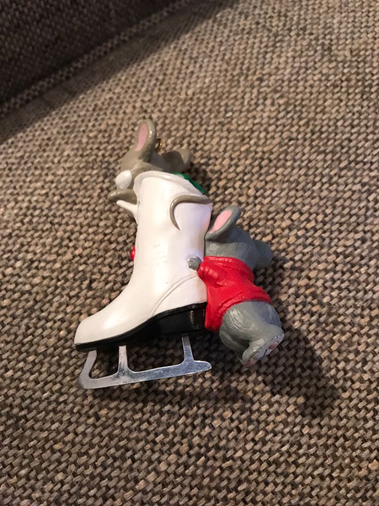 Friendly Push - Mice (Friendship) ornament collectible - Main Image 2