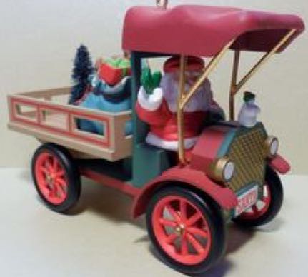Here Comes Santa - 15th ornament collectible - Main Image 1