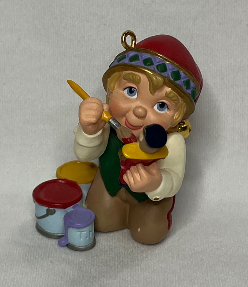 Arctic Artist - Membership Ornaments (Keepsake CLUB Ornament) ornament collectible - Main Image 3