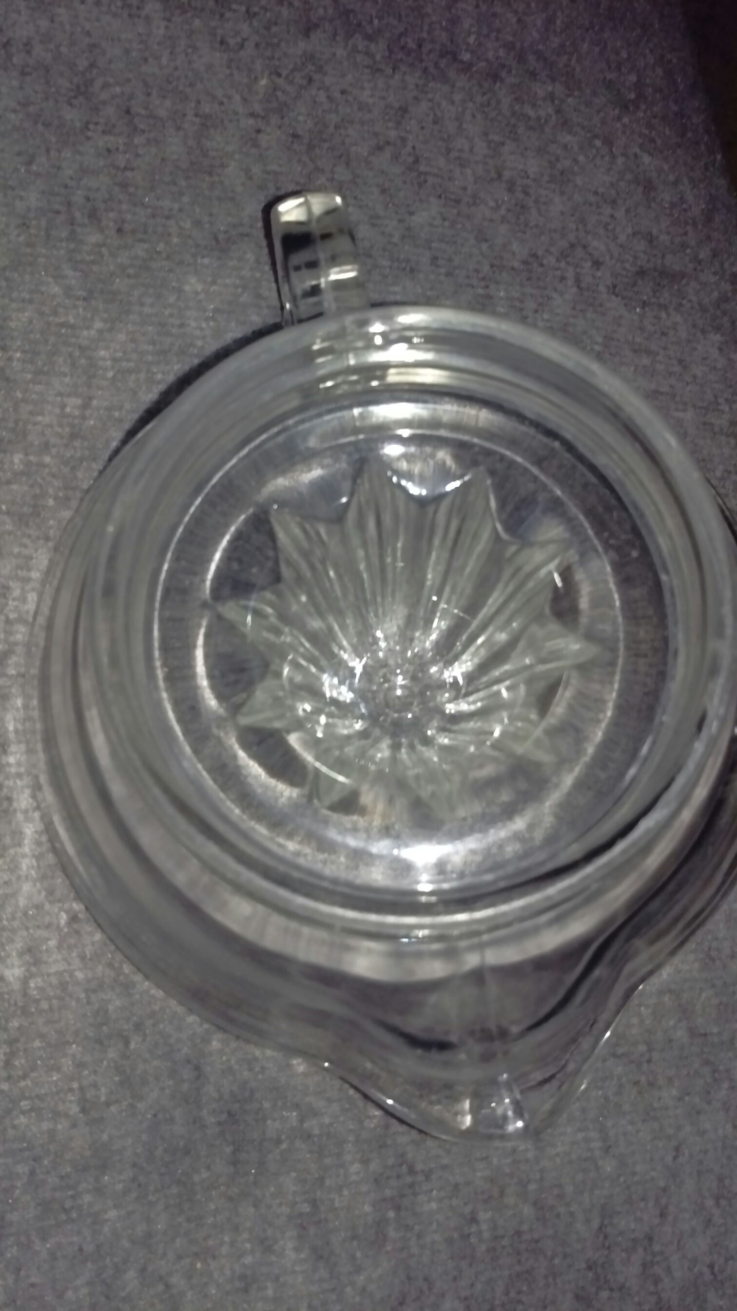 Juice Glass Squeezer  (Kitchenware) ornament collectible - Main Image 2