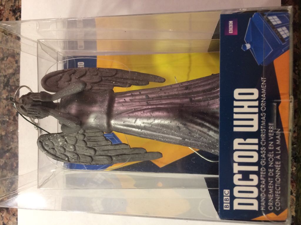 Weeping Angel  - Dr. Who ornament collectible - Main Image 1