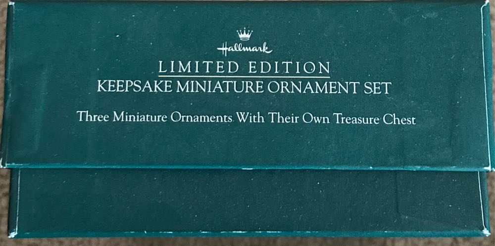 Hallmark Keepsake. 1992. Collector’s Club. Christmas. Christmas Treasures. Miniature. - Hallmark KOC Limited Edition (Christmas Treasures) ornament collectible - Main Image 4