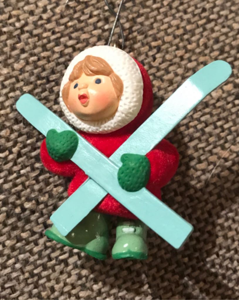 Ski Tripper. QX4206. 1986. - Skier (Keepsake Ornament) ornament collectible - Main Image 2