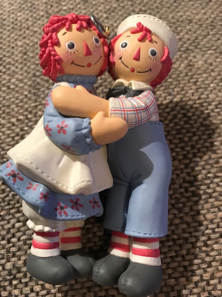 Holiday Hug - Raggedy Ann & Andy (Keepsake Ornament) ornament collectible - Main Image 2