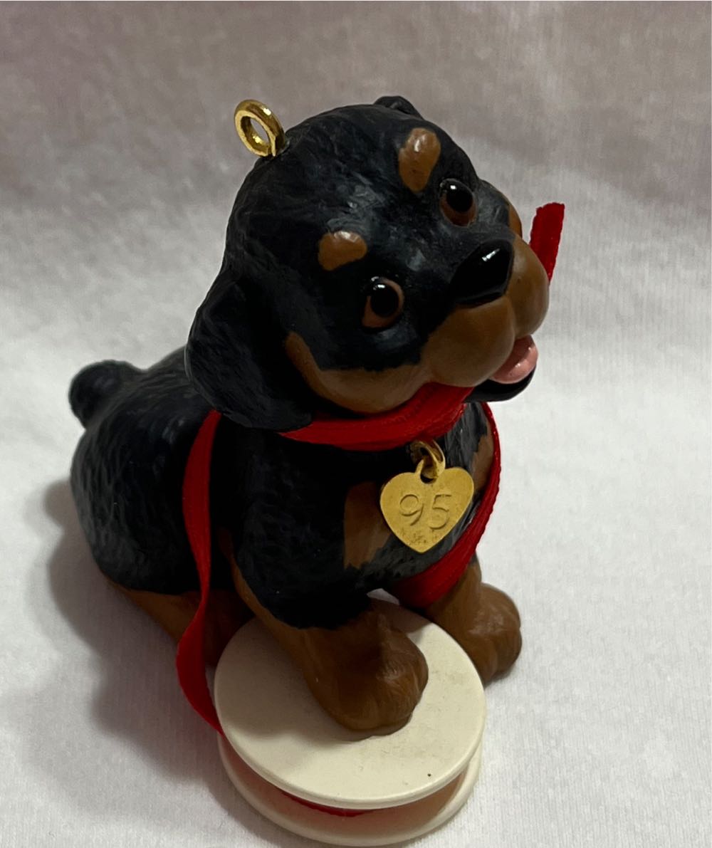Puppy Love #5 1995 - Puppy Love (Collector’s Series) ornament collectible - Main Image 3