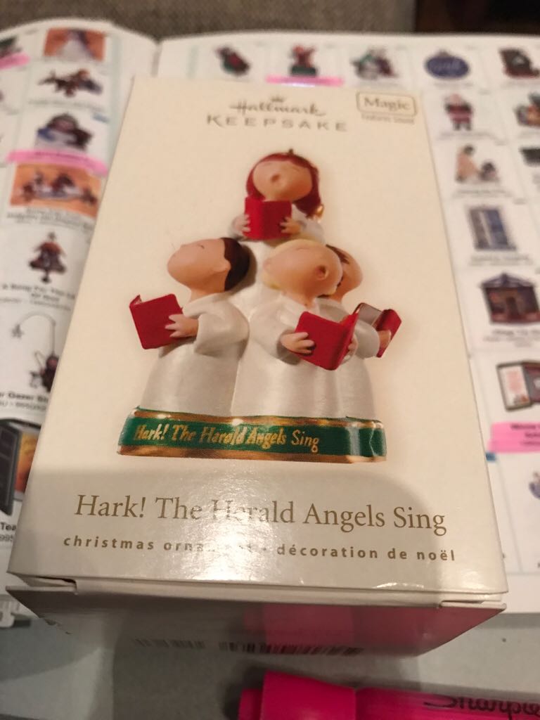 Hark! The Herald Angels Sing  (Keepsake Ornament) ornament collectible - Main Image 2