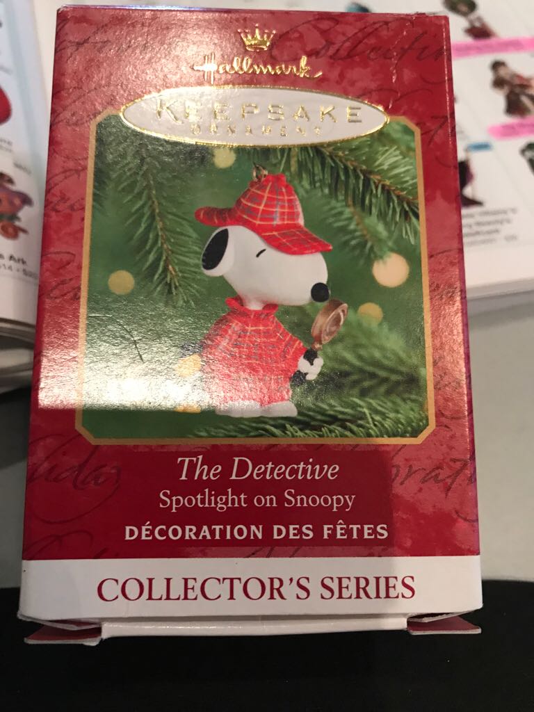 The Detective - 03 - Spotlight On Snoopy (Snoopy) ornament collectible - Main Image 2
