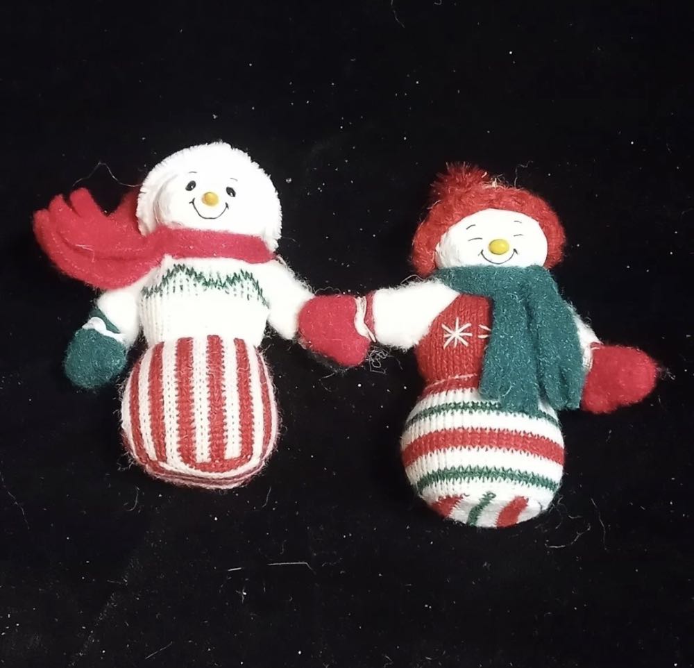 S’mittens  (Keepsake Ornament) ornament collectible - Main Image 4