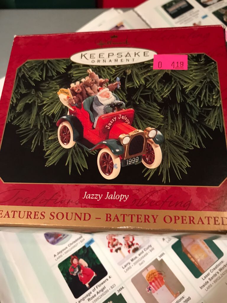 Jazzy Jalopy - Santa Vehicles (Keepsake Ornament) ornament collectible - Main Image 2
