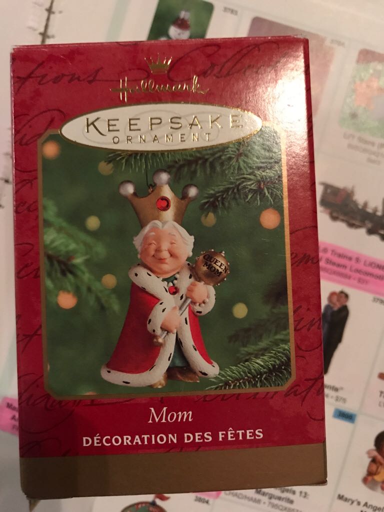 Mom   (Keepsake Ornament) ornament collectible - Main Image 2