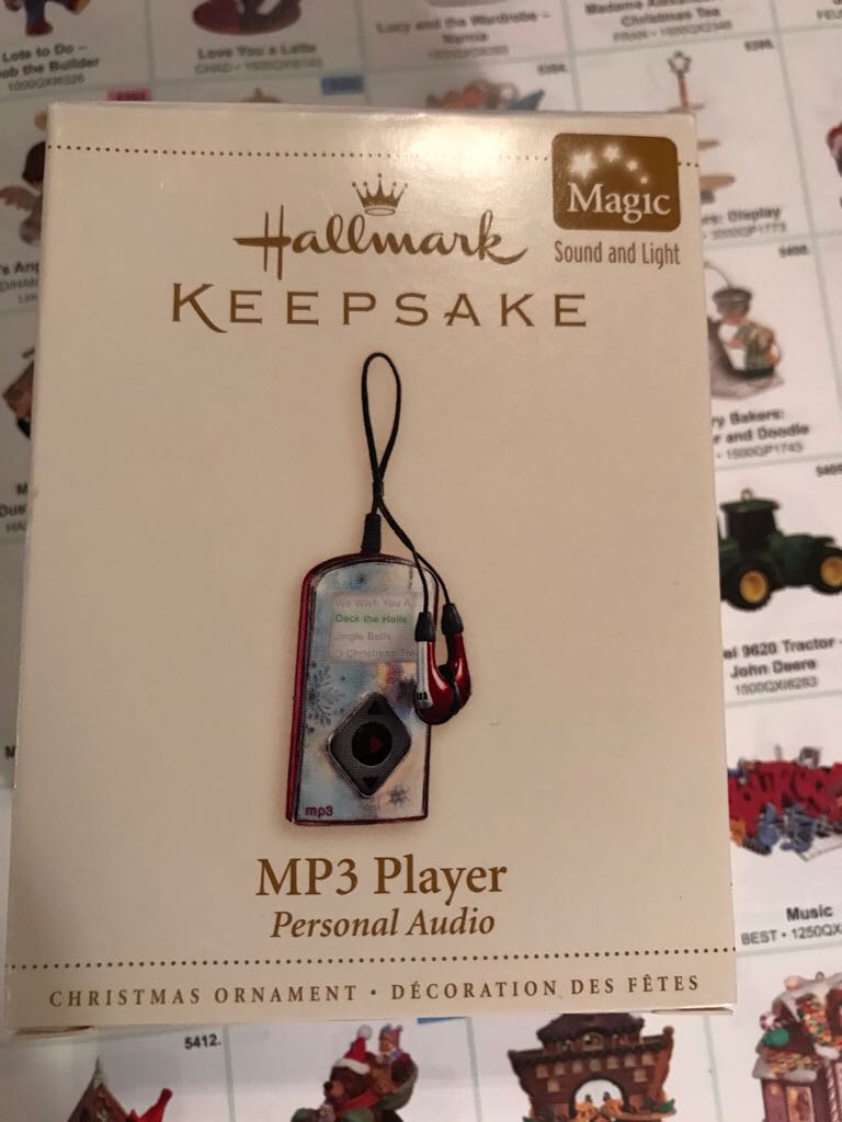 MP3 Player  (Keepsake Ornament) ornament collectible - Main Image 2