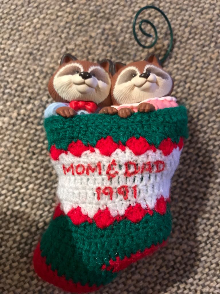 Mom And Dad   (Hallmark Keepsake) ornament collectible - Main Image 1