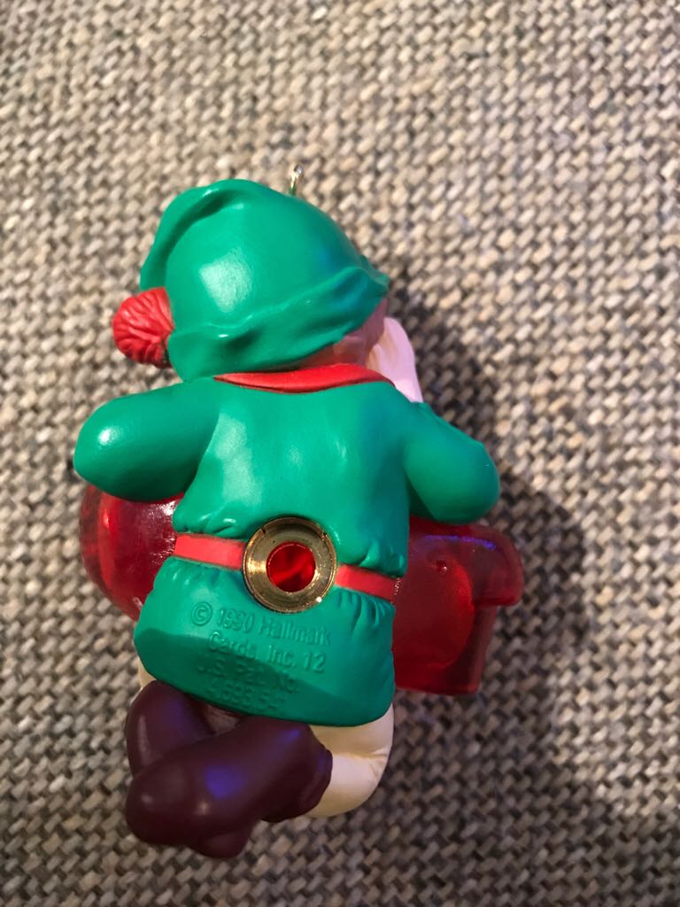 Elf Of The Year  (Hallmark Keepsake) ornament collectible - Main Image 2