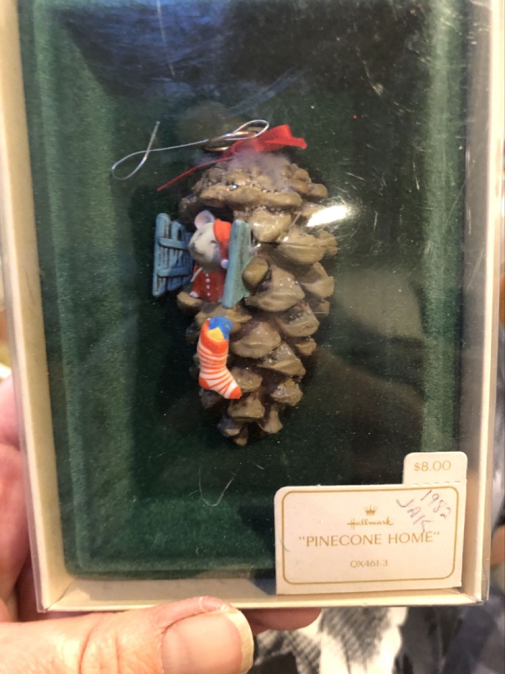Pinecone Home  (Hallmark Keepsake) ornament collectible - Main Image 2