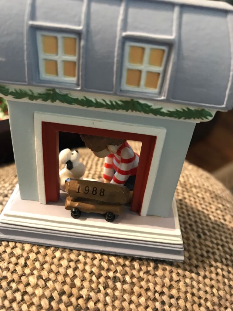 Joyeaux Noel - Windows Of The World Series (Collector’s Series) ornament collectible - Main Image 2