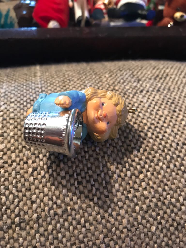 Thimble Angel - Thimble Series (Collector’s Series) ornament collectible - Main Image 1